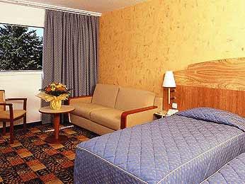 Mercure Nimes Ouest Hotel Esterno foto